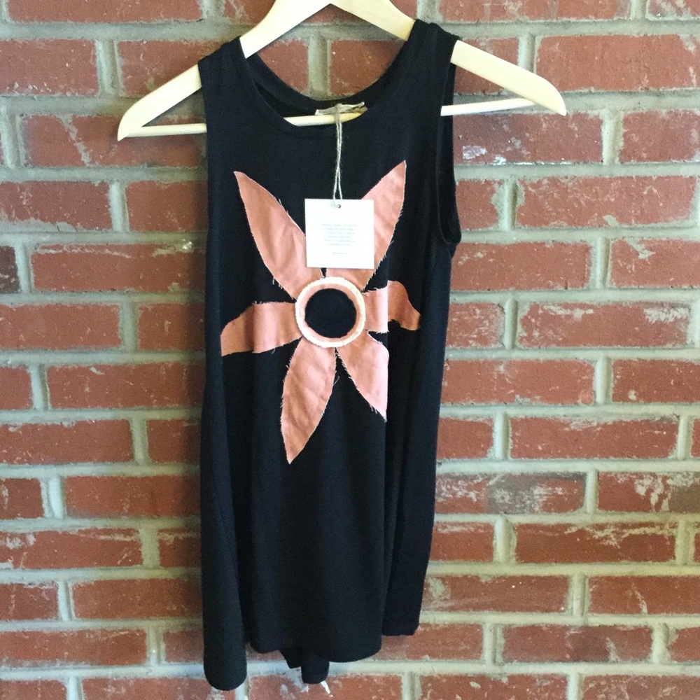 NWT Lost Petal Linens Black Tank with Blush Flower